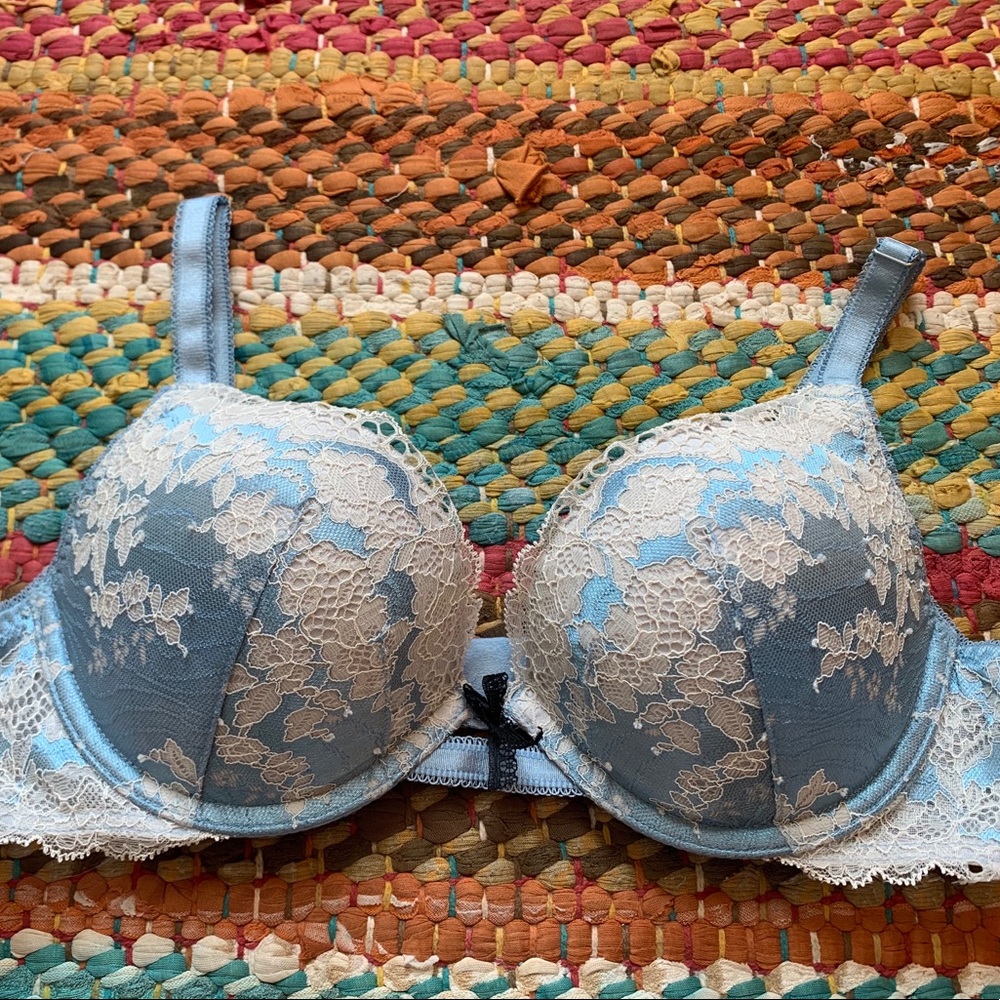 Victoria’s Secret Dream Angels Push-Up Bra